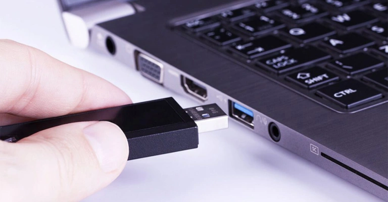 مشکل و عدم شناسایی پورت&nbsp;USB در لپ تاپ